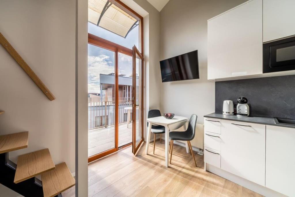 New Loft With Rooftop Terrace In The Old Town Riga Extérieur photo